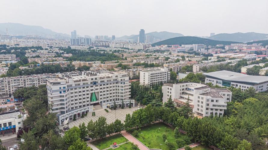 关于举行济南大学成人高考2025级新生开学典礼的通知